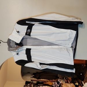 North face Jacket/Wind Breaker Size S